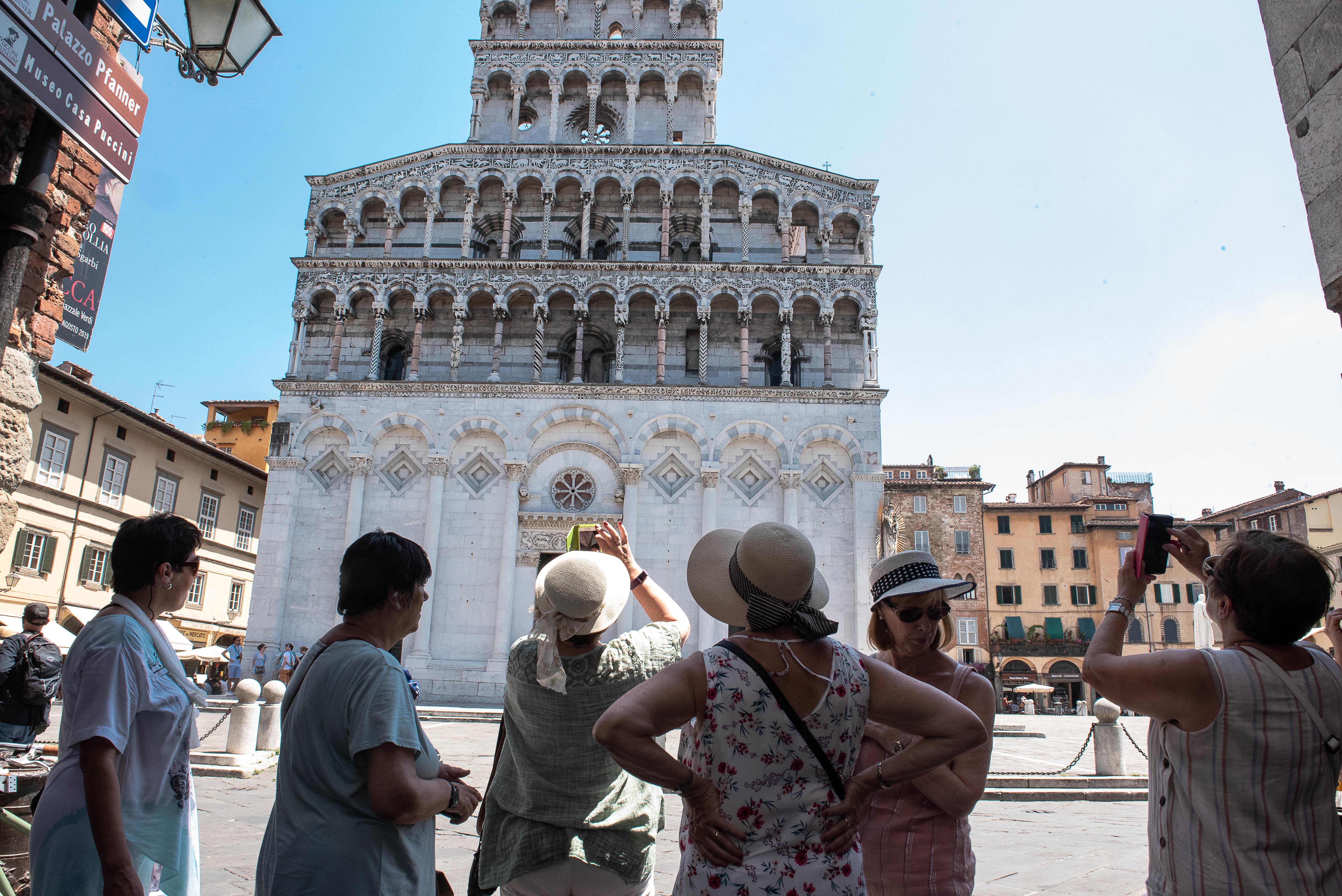 Lucca, si rivedono i turisti (Sernacchioli)