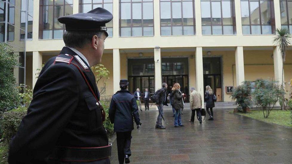 Le ragazze confermano al gip: «Sì, siamo state violentate»
