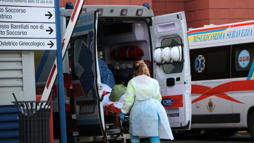 L’ospedale Versilia si prepara all’assalto dei turisti: più posti letto in vista dell’estate boom