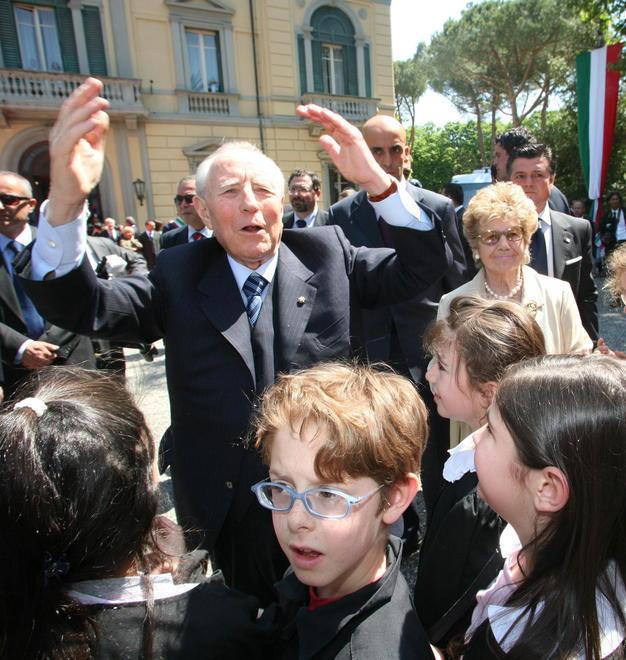 Raggi intitola una via a Ciampi A Livorno il M5s lo ostacolò 