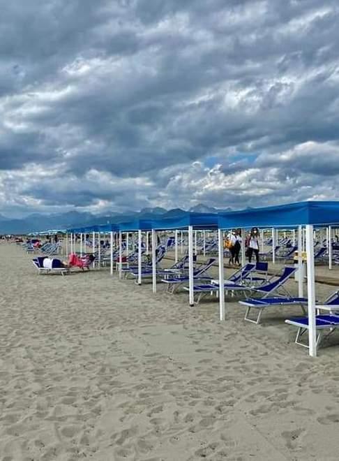Marina di Vecchiano, scatta il pagamento dei parcheggi 