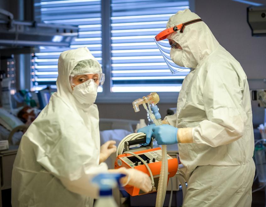 Il 10% dei medici non si è vaccinato Il presidente annuncia provvedimenti 