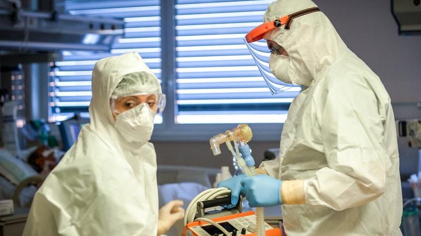 Il 10% dei medici non si è vaccinato Il presidente annuncia provvedimenti