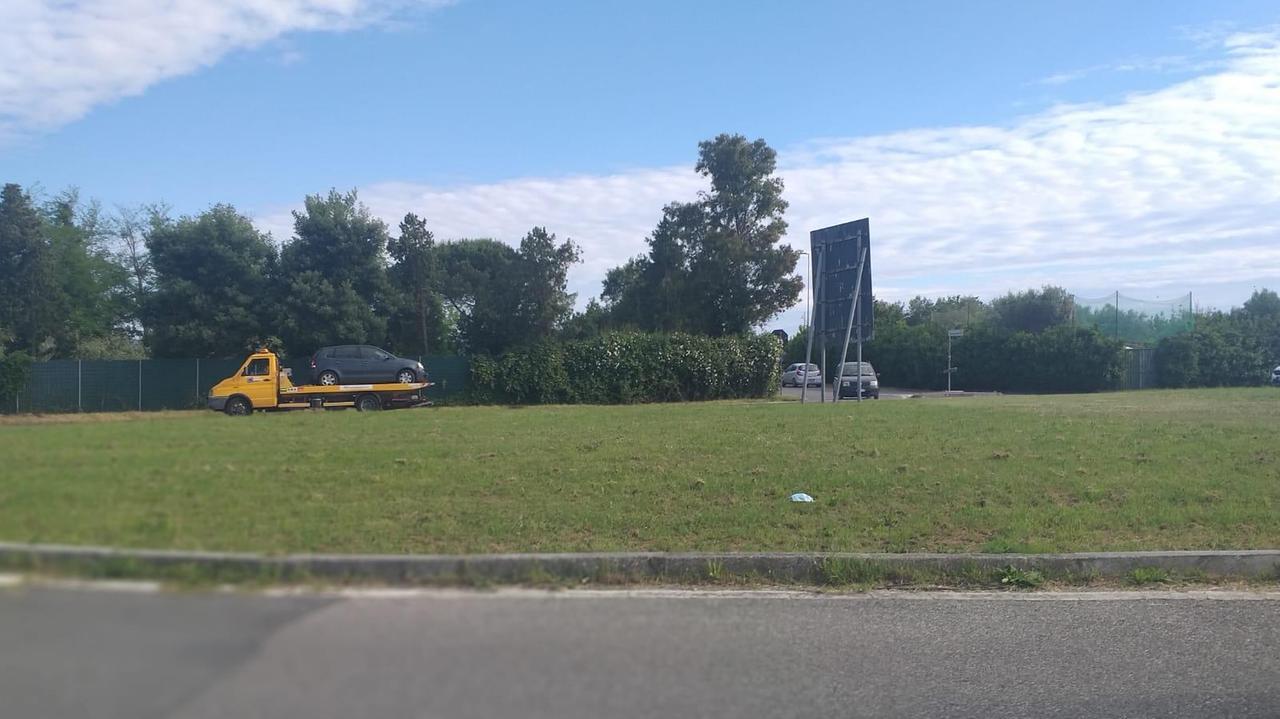 Il carroattrezzi intervenuto sul posto