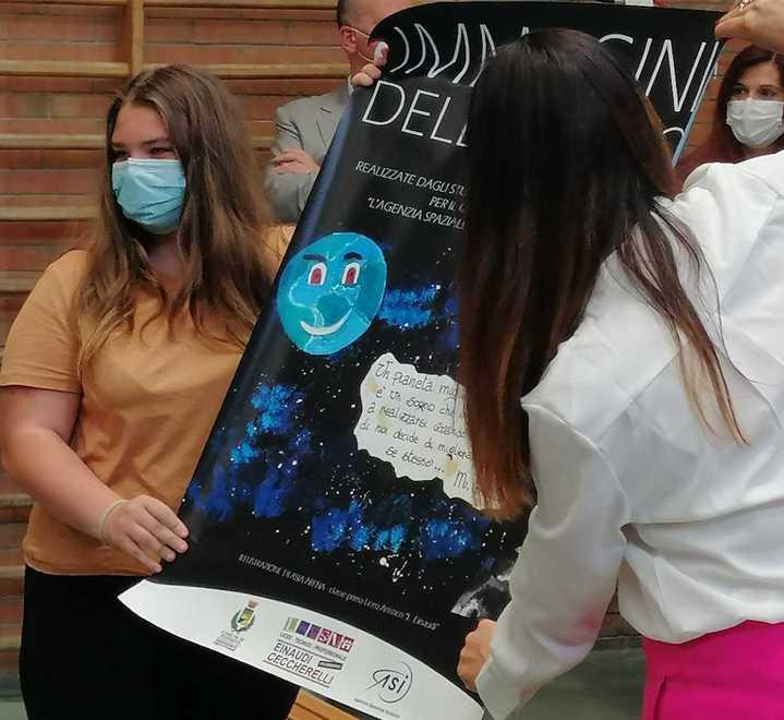 Dalla Costituzione alla conquista dello spazio Una giornata speciale all’Einaudi Ceccherelli