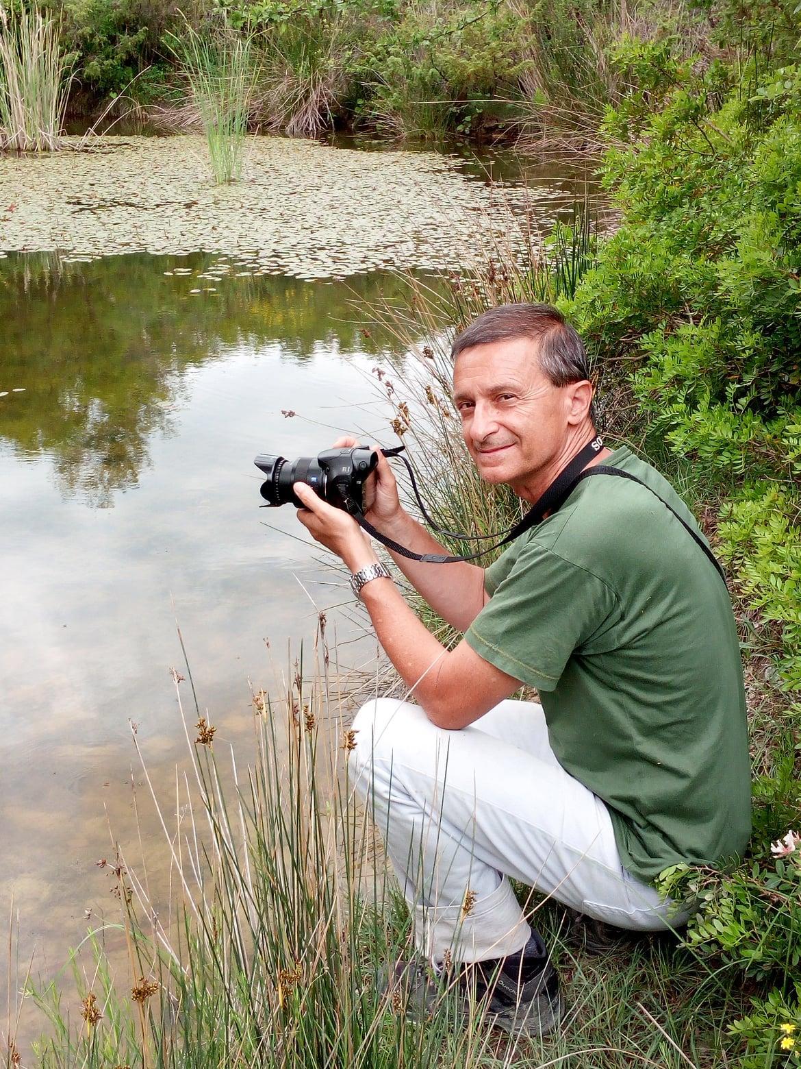 Fabio Ilio Fineschi con l’immancabile macchina fotografica in mano