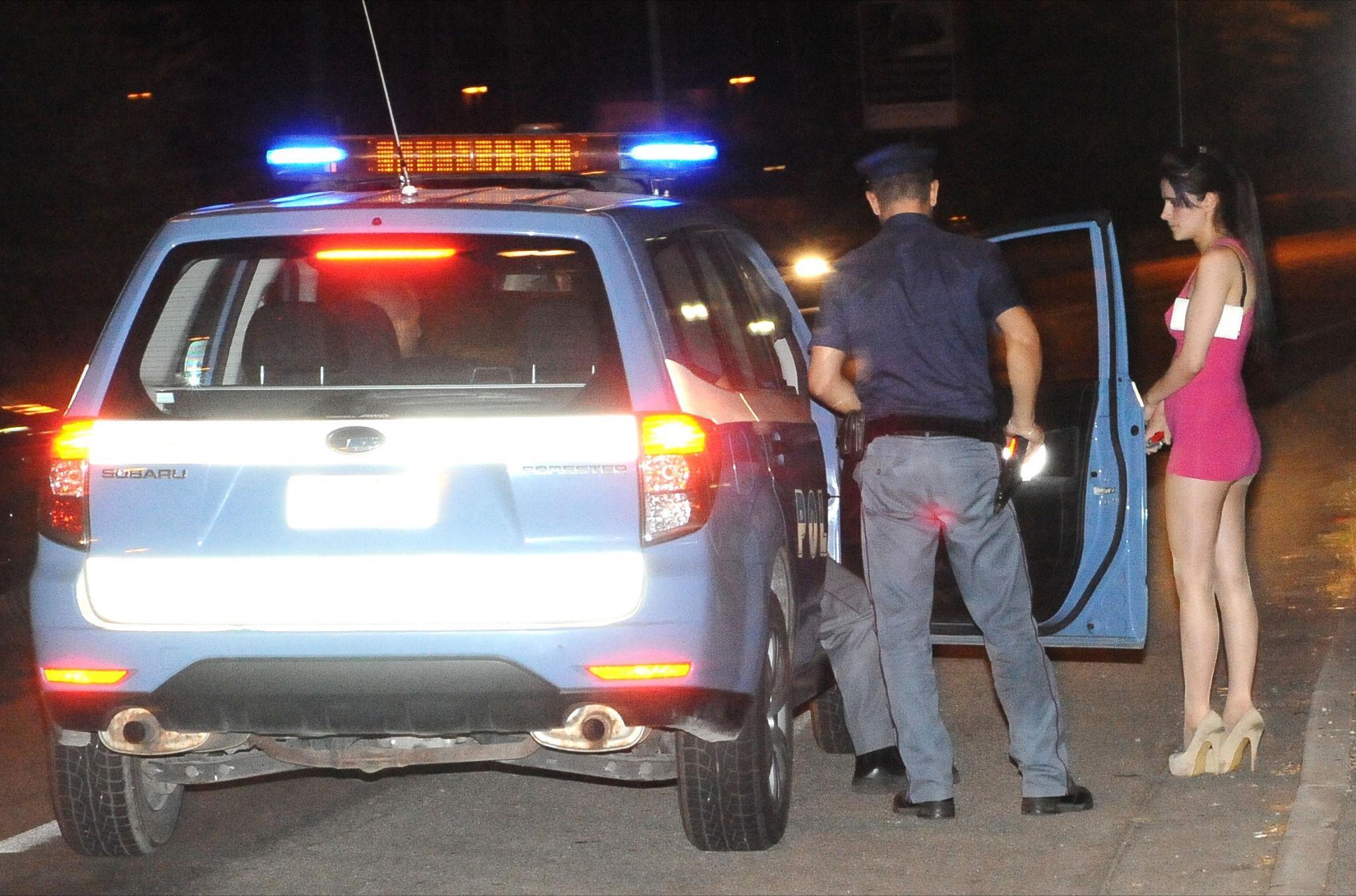 Reggio Emilia, controlli anti prostituzione a Pieve Modolena