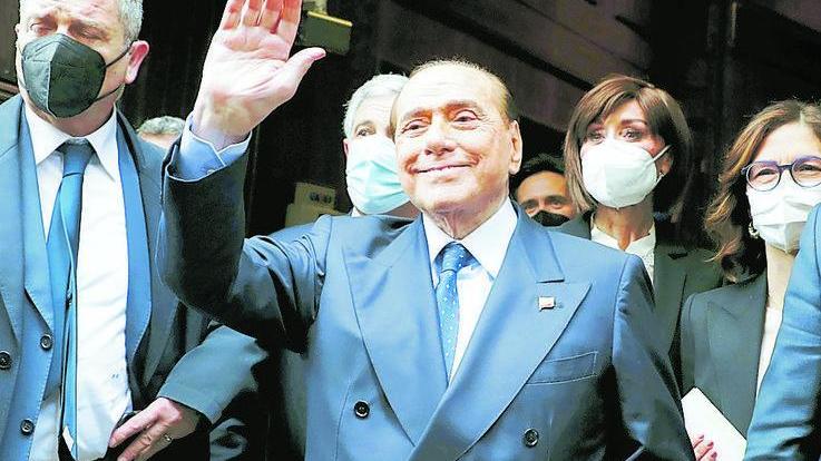 Berlusconi: «Per Roma e Milano no a mestieranti della politica»