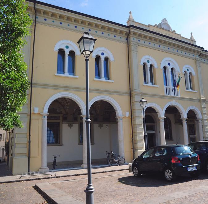«Per la banca Sanfelice 1893 ora serve un’aggregazione» 