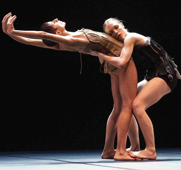 Grande danza al teatro Ruggeri firmata Bigonzetti, Merola, Noone