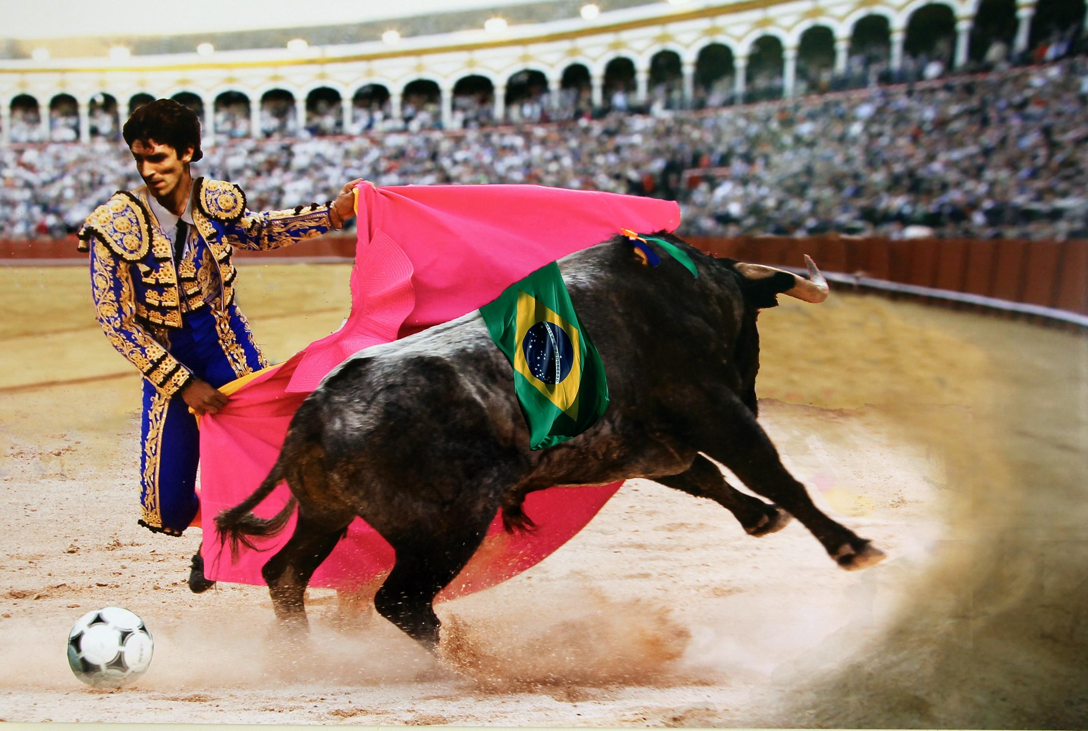 “Olè” di Claudio Cerretelli e Carlo Palli, una delle opere in mostra al ridotto del teatro Politeama