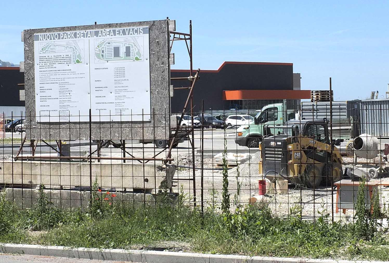Uno dei cantieri dell’area ex Vacis