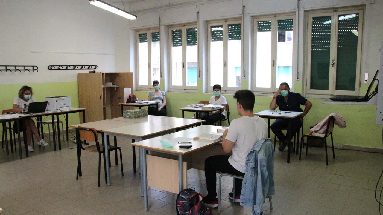 Vaccini, a Lucca i maturandi sono scettici