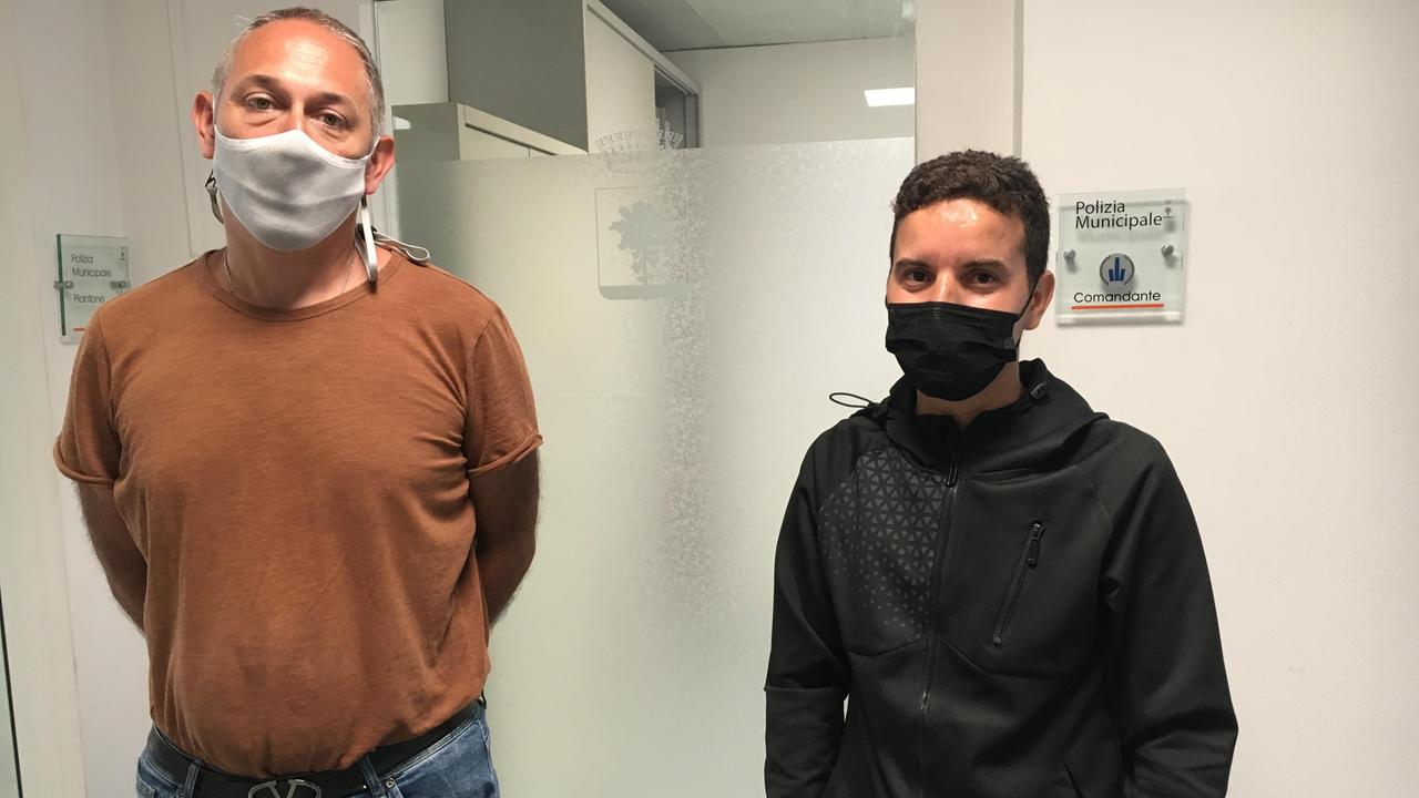 Maranello, formiginese trova portafogli con 820 euro e lo consegna alla polizia locale