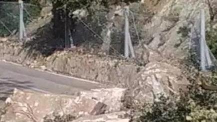 «Un anno e mezzo di lavori per la frana»