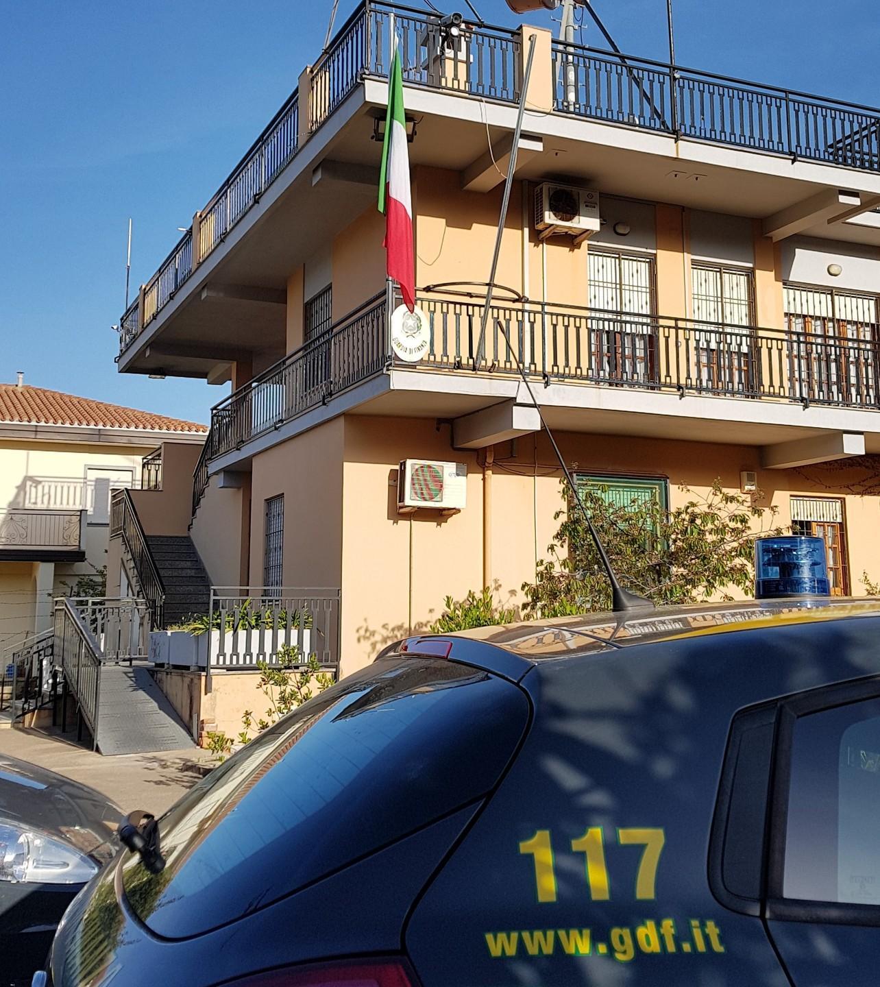 Turisti picchiati e derubati: a Tortolì è caccia agli aggressori 