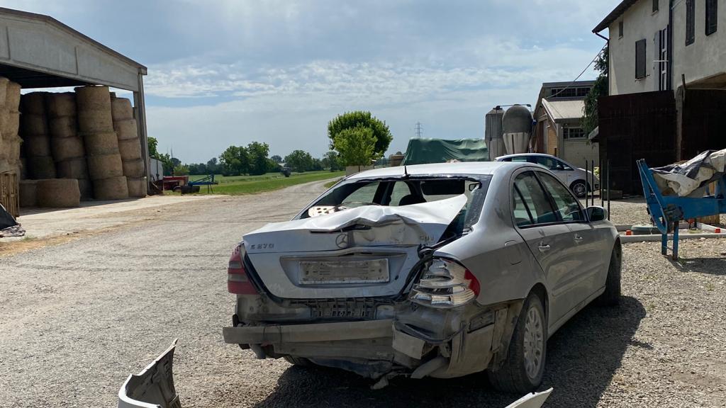 L'auto coinvolta nell'incidente di Calerno