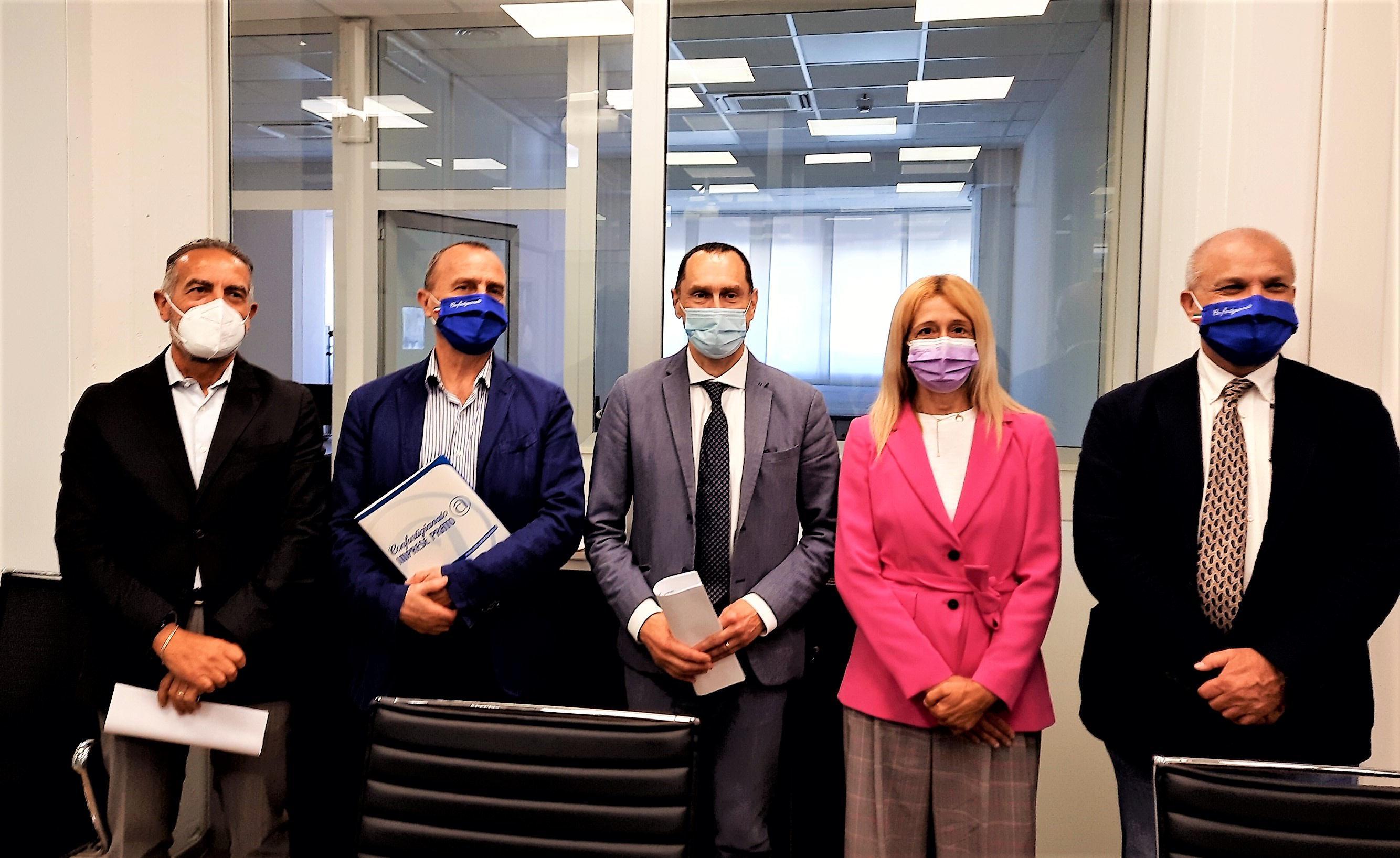 Da sinistra Massimo Cuccurullo, Luca Giusti, Alessandro Marinelli , Simona Ciardi e Marco Pieragnoli