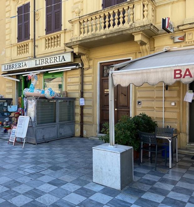 Marina senza corrente, niente rintocchi delle campane 
