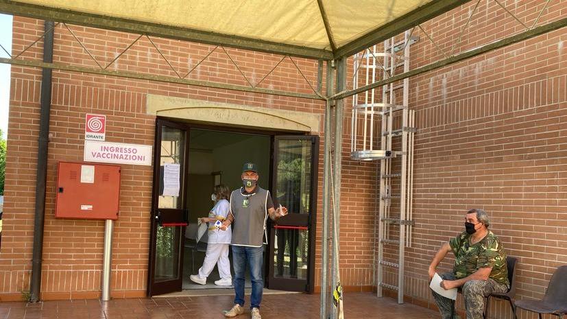 Open day un mezzo flop col vaccino AstraZeneca Iniettate 102 dosi su 220