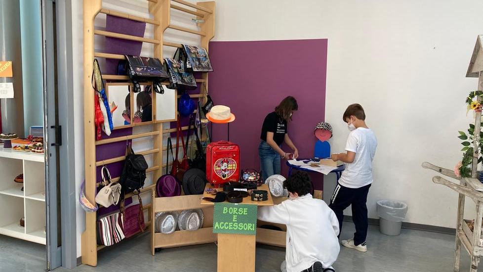 Gli alunni si cimentano nei lavori degli adulti