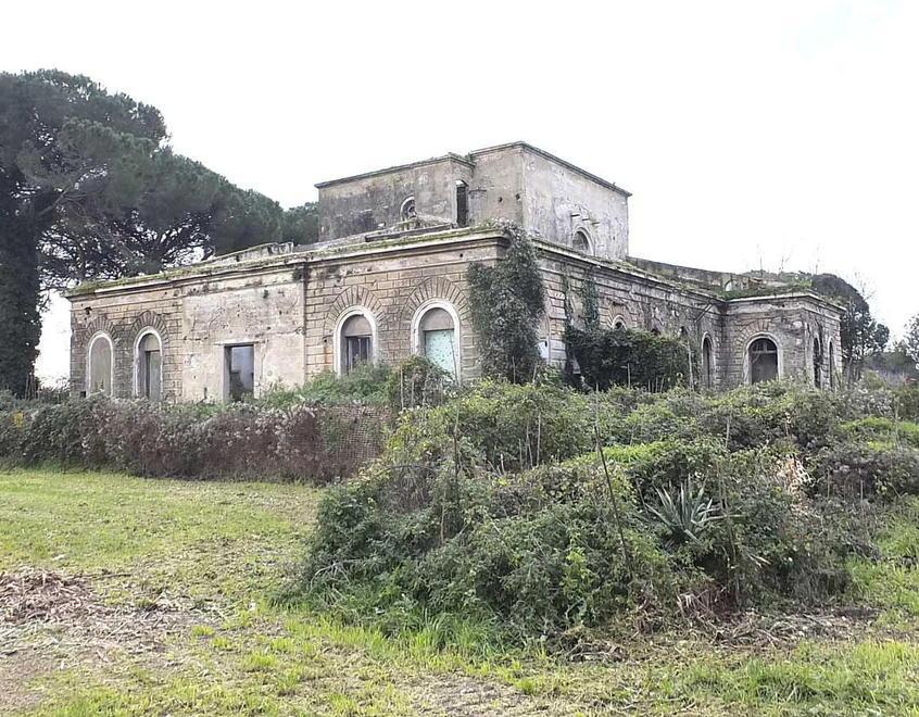Stazione Marconi, una svolta per brindare all’anniversario della rivoluzione mondiale 