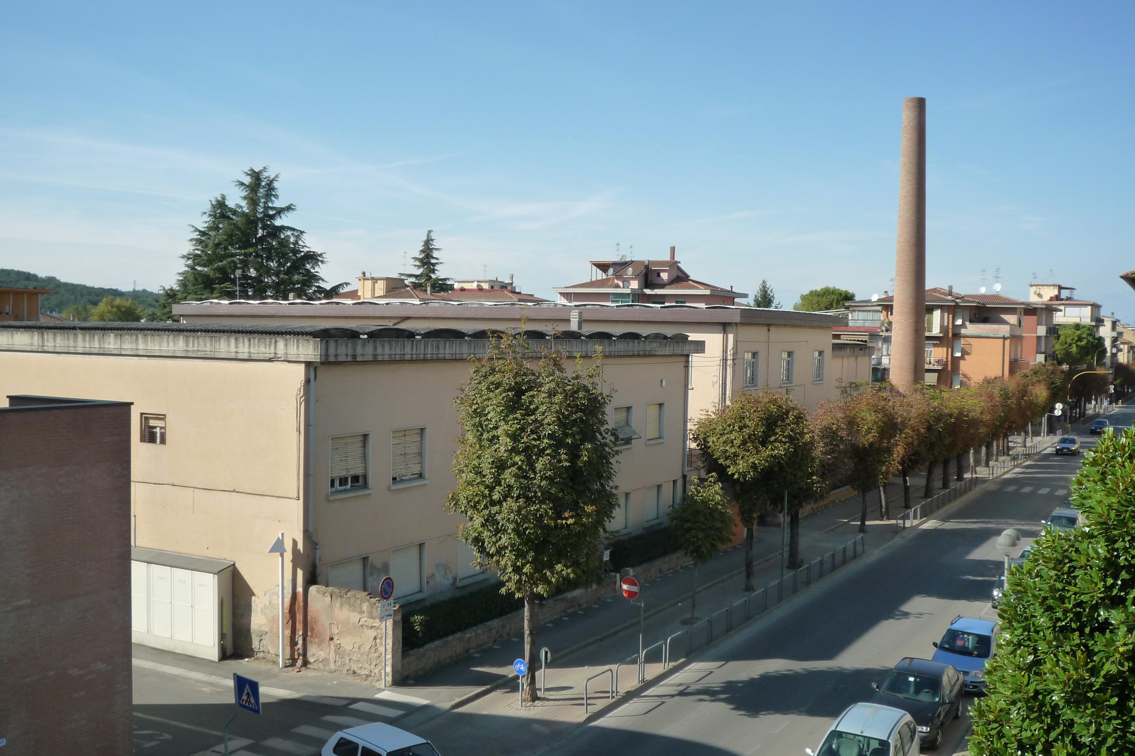 Cinque fabbricati conosciuti come “Ex Aeronautica” del viale Matteotti e la stazione di Certaldo
