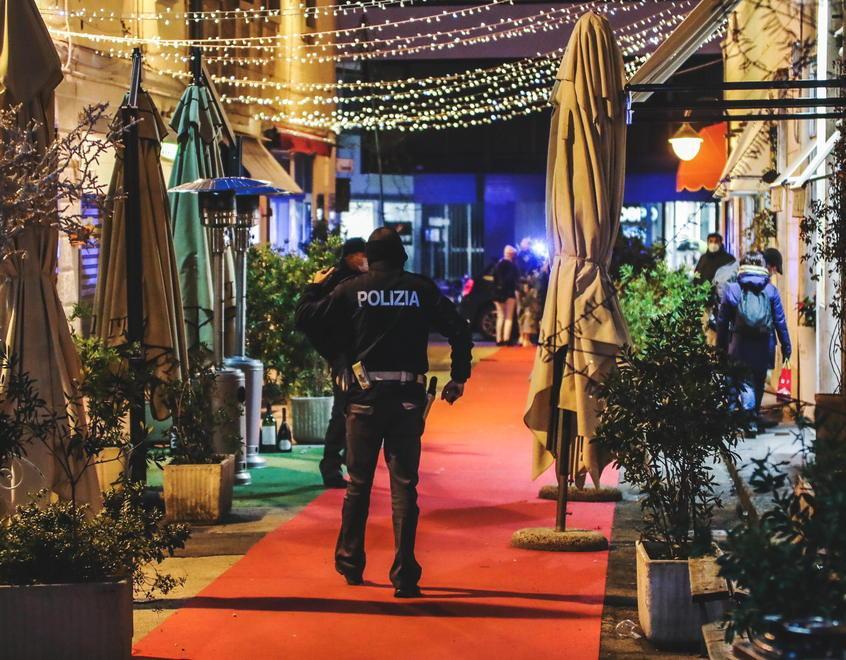 Notte senza sanzioni in Venezia «I livornesi si comportano bene» 