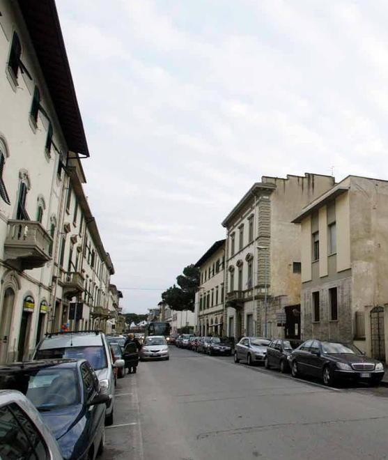 Tornano le cene all’aperto Divieto in via Curtatone