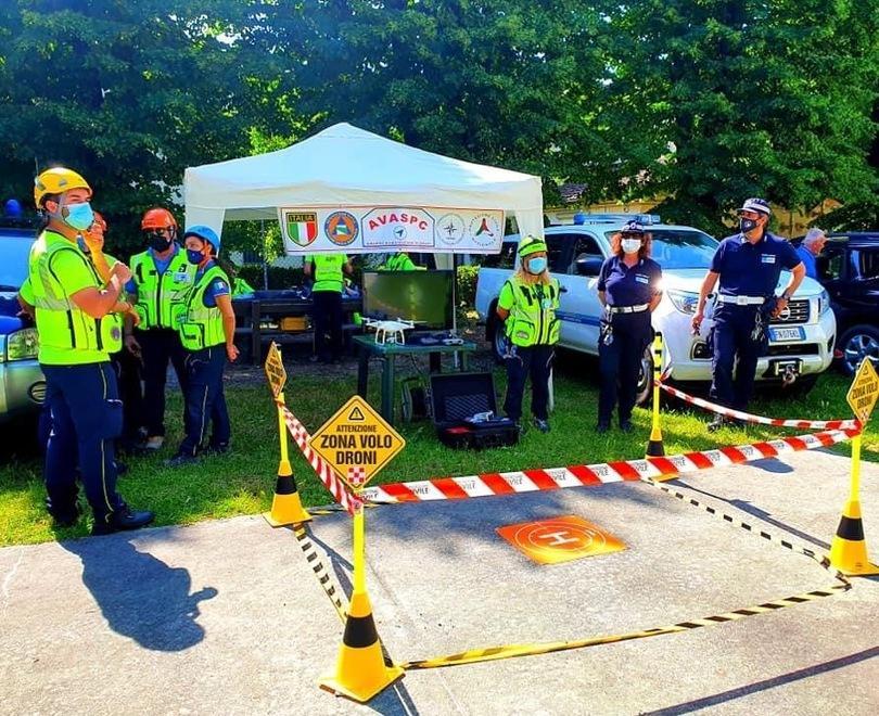Emergenze, consigli utili Dimostrazione pratica per gli alunni delle medie 