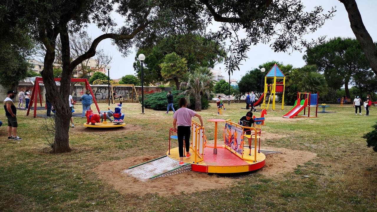 I bimbi invadono il parco belvedere di Balai