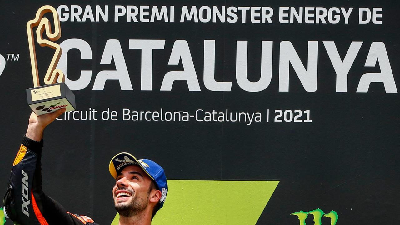 Motogp, sorpresa Oliveira in Catalogna: il portoghese re per la prima volta