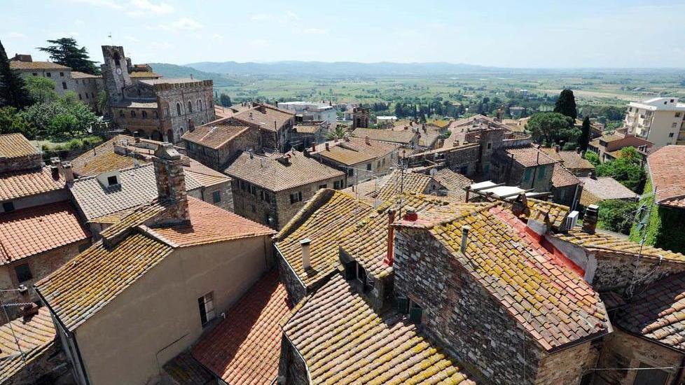 Dal borgo ai sentieri visite gratuite con guida turistica