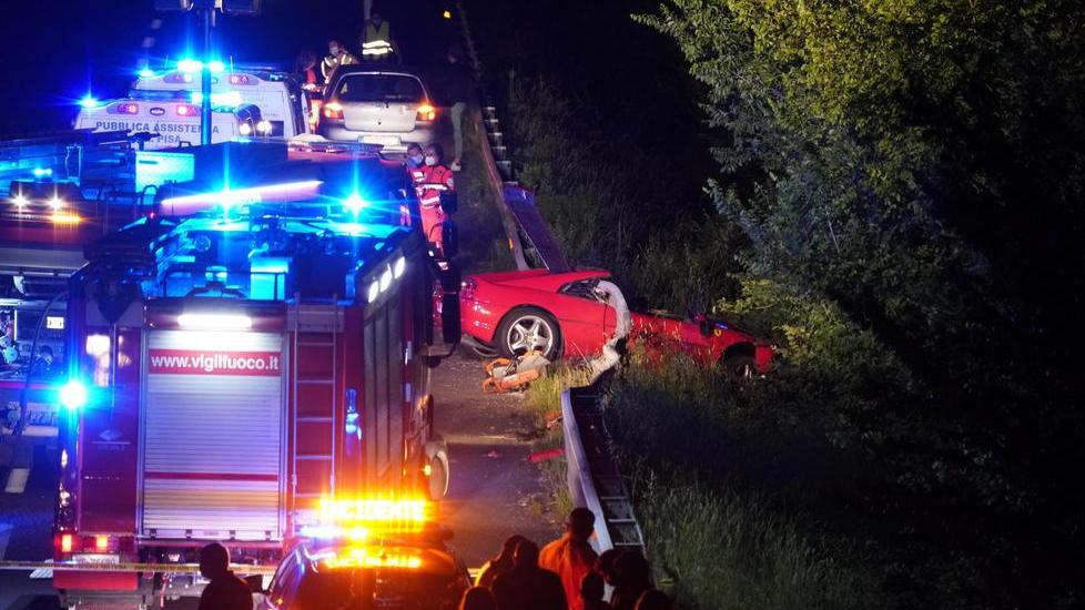 Morto nella Ferrari, oggi la decisione sull’eventuale autopsia