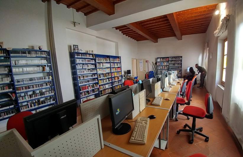 Prestiti e postazioni di studio Alla “Fucini” torna la normalità 