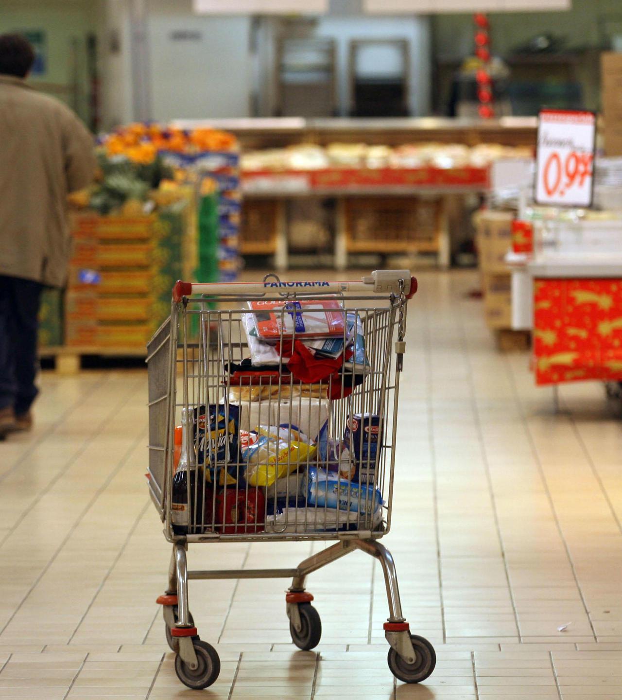 Covid, famiglie in difficoltà prorogata la spesa solidale 