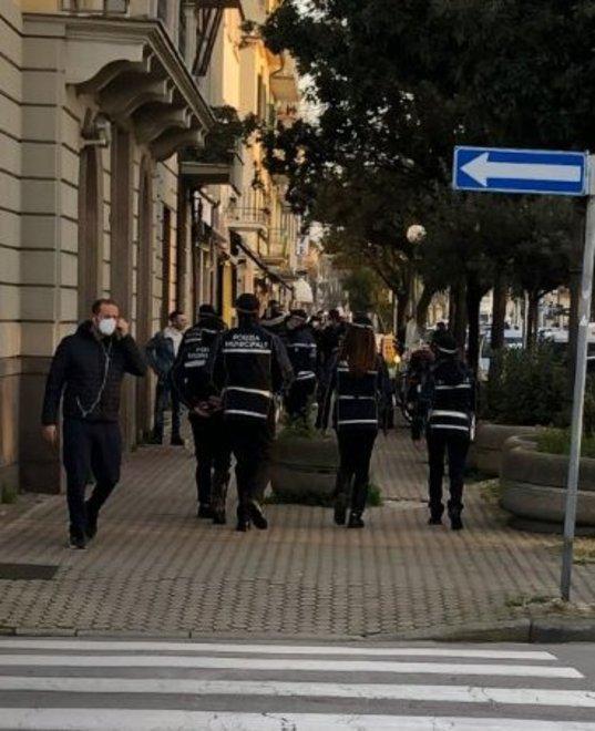 Aggressione al Giordano Bruno: «Vigili, nessuna inchiesta interna» 