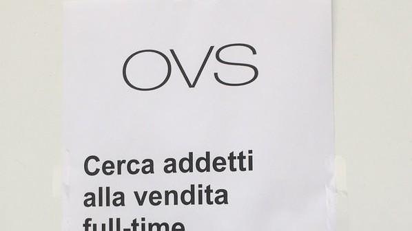 “Commessi full time” Si accettano curricula