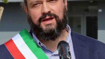 È stato anche sindaco a Bondeno per sei anni