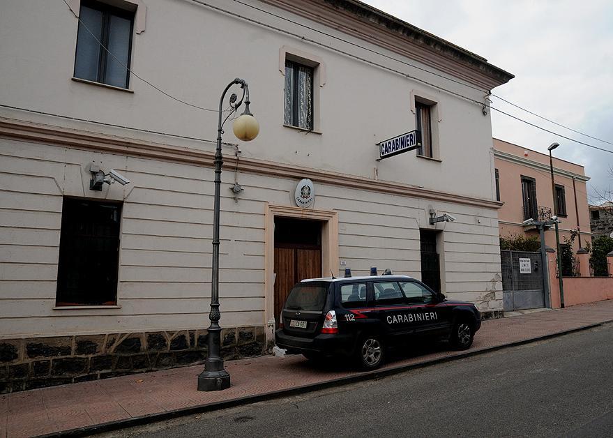 Lite con pale e bastoni, quattro arresti 