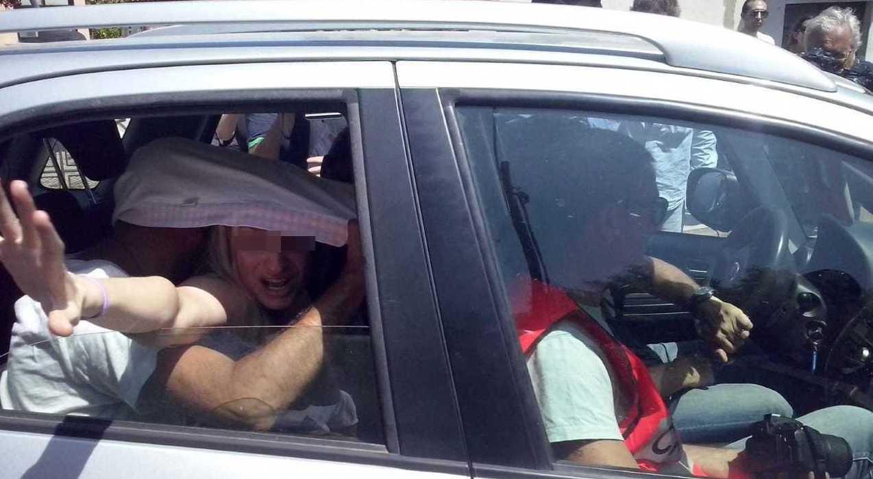 Figlia contesa tra genitori non vede la madre da mesi 