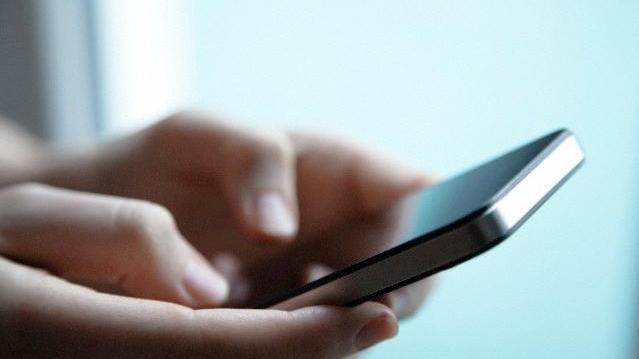 Sms della “banca”, truffa da 15mila euro