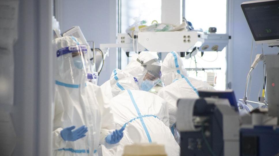 L’insegnante muore di Covid, avviata un’indagine sul preside
