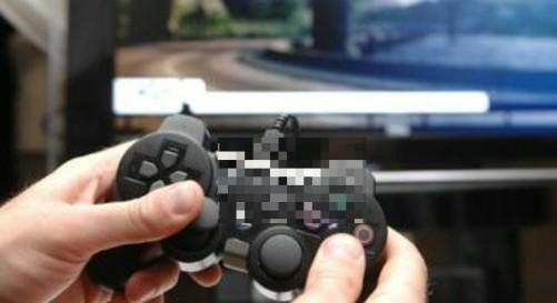 Compra una consolle playstation online e cade nella truffa