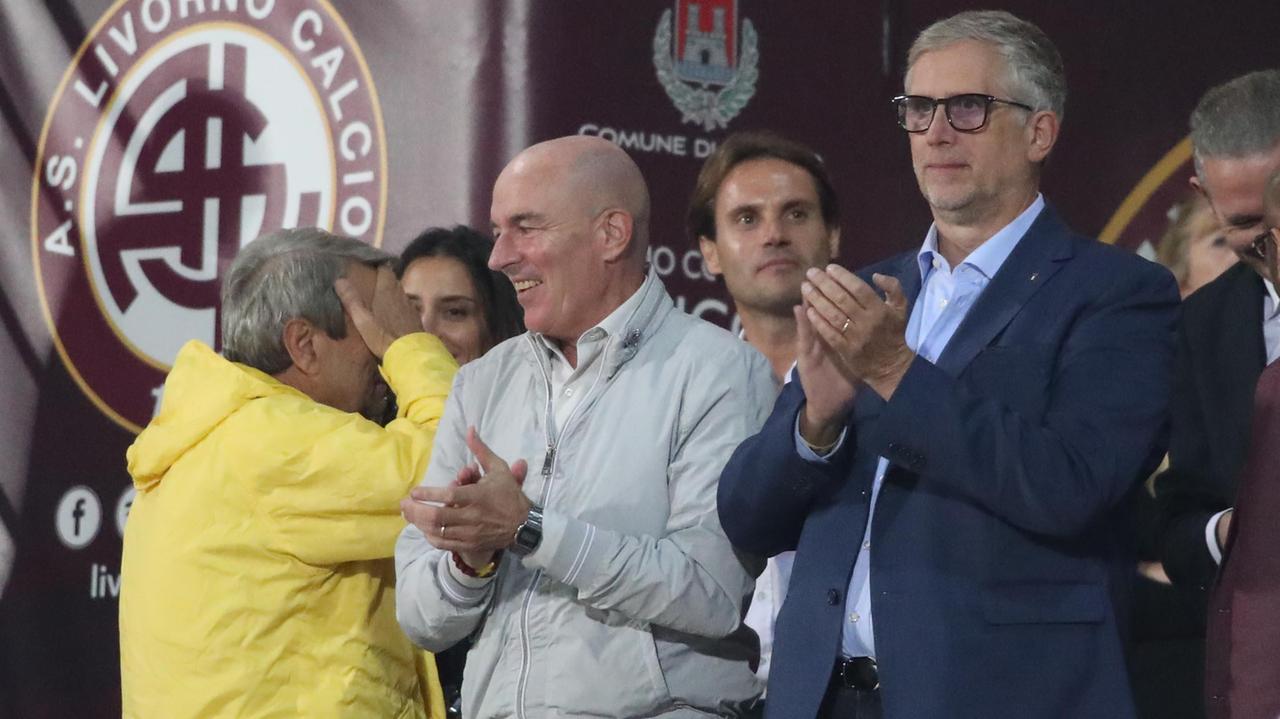 Il sindaco, lo stadio e il futuro: «Il Livorno saldi i debiti, i termini sono scaduti»
