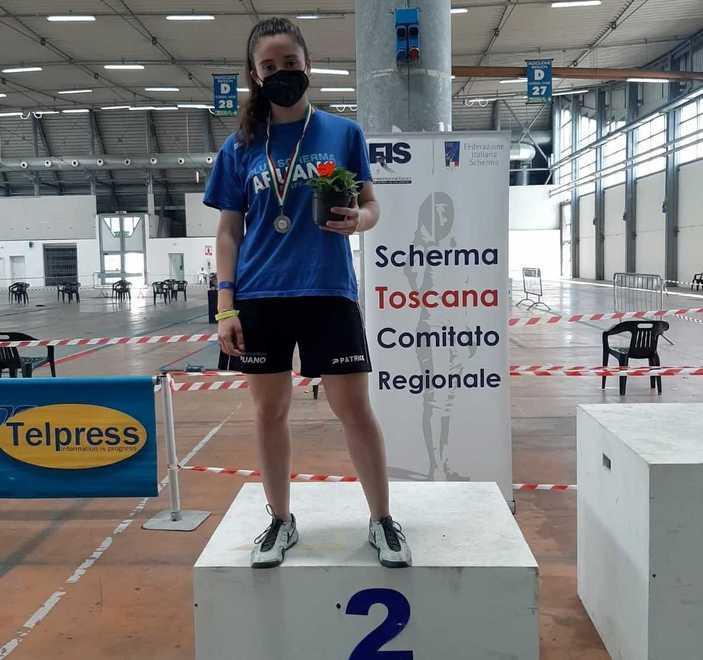 Argento nella spada femminile per la giovane Isabella Panzera
