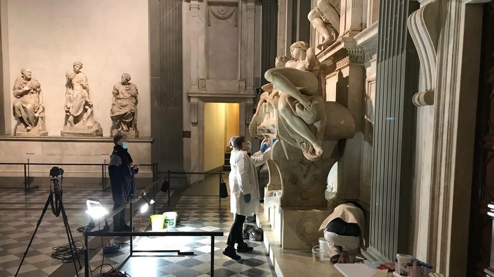 Nelle sculture di Michelangelo il marmo adesso respira di luce 
