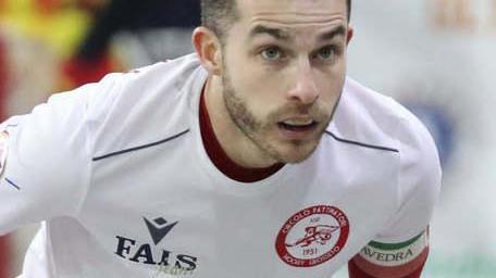Capitan Saavedra ha firmato anche per il prossimo anno