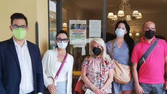Quattro locali solidali con il panificio bruciato