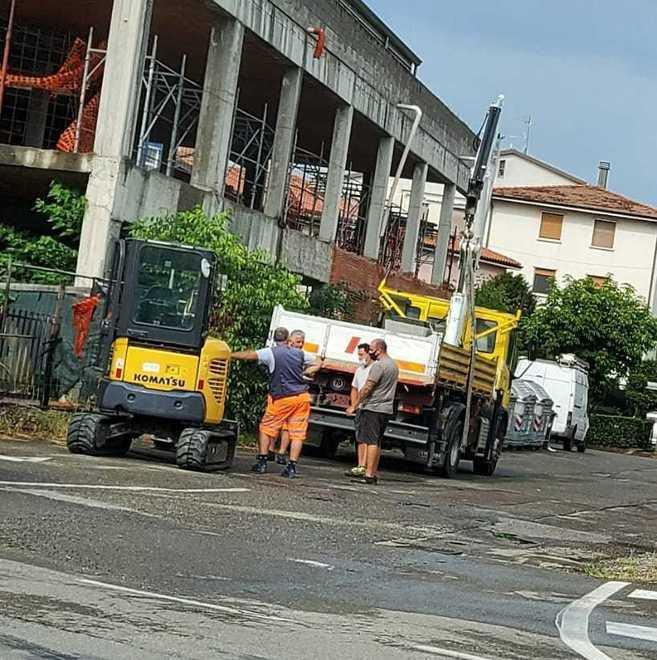 Centralina in fiamme, Tim pronta a far denuncia